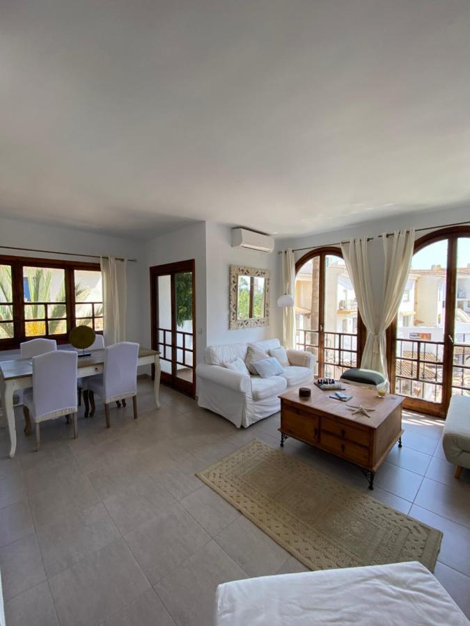 Luminoso Apartamento Para Dos Personas En Cabopino Marbella Exterior photo